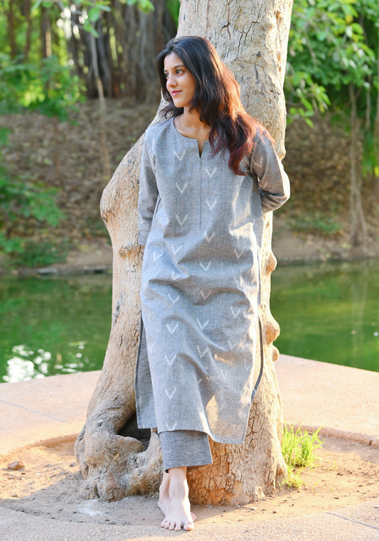 Dhoondhla Aasman